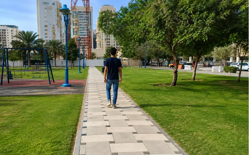 Walk at Electra Park