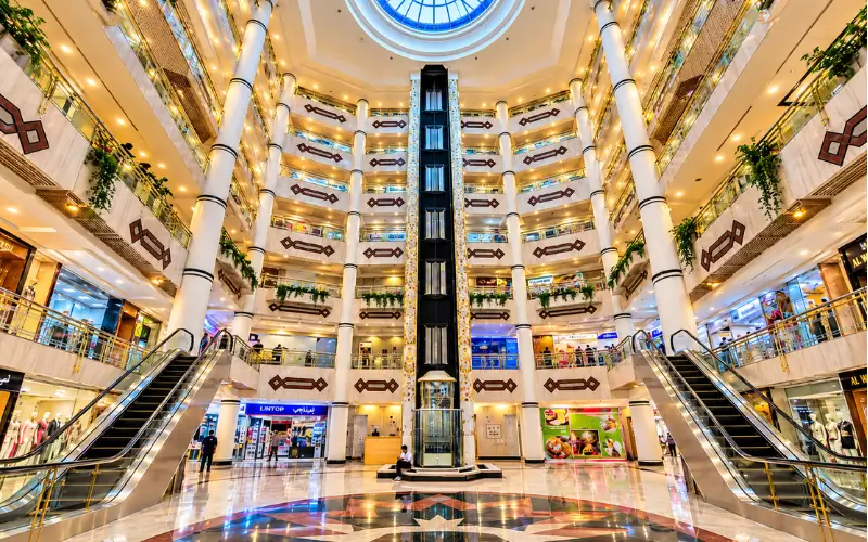 Inside view of Al Bakhit Center